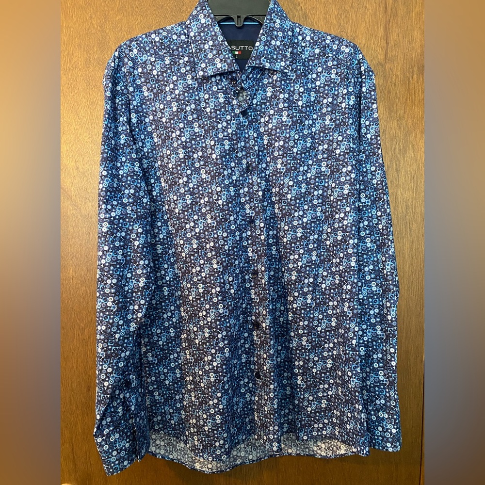 MASUTTO  Long Sleeve dress shirt!  Vintage Records/ Radio/ Turntable Design.